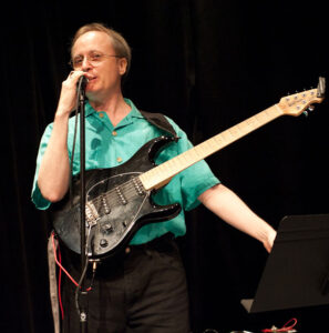 Harmonic and Melodic Equivalence V14E Trichord Pair